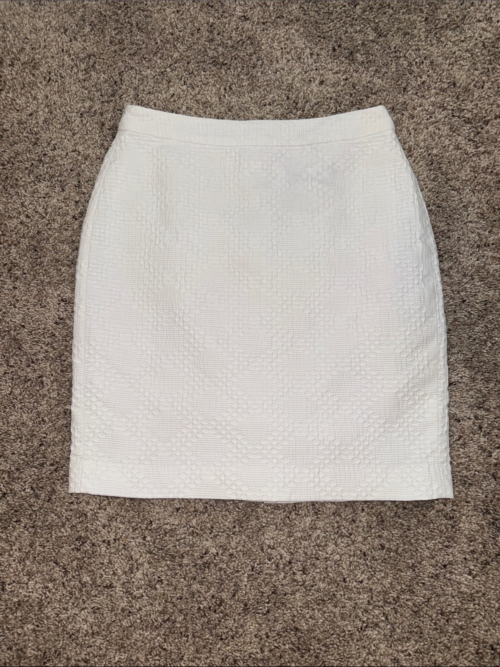 Banana Republic Factory White Textured Pencil Skirt